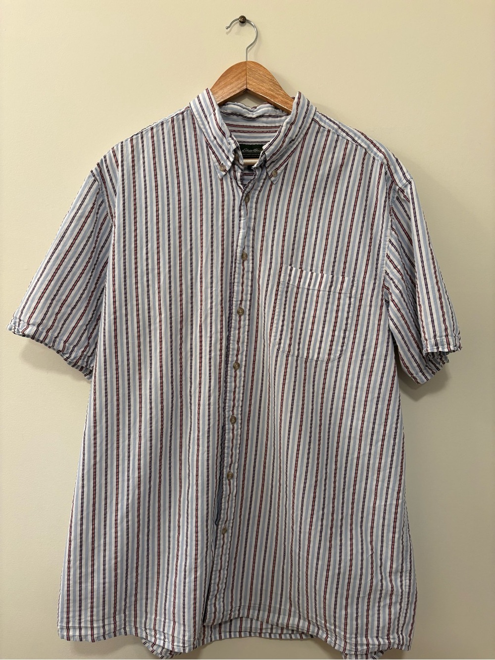 Eddie Bauer Men's Short-Sleeve Button-Down Stripe Shirt White & Red 100% Cotton